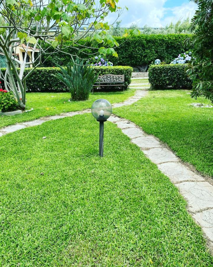 B&B Villa Dei Fiori SantʼEufemia Lamezia Eksteriør bilde