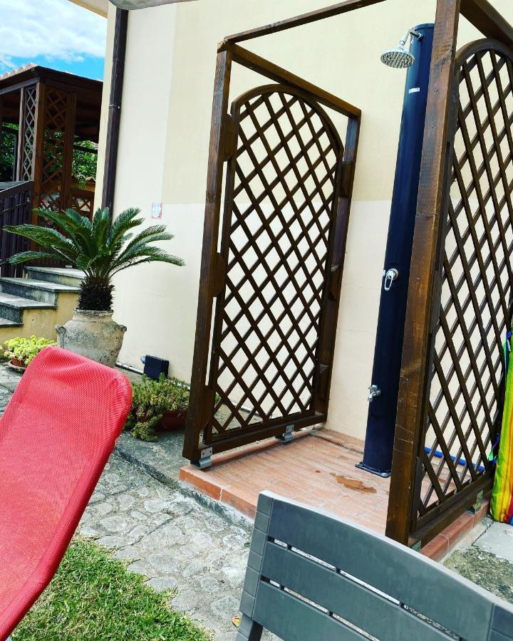 B&B Villa Dei Fiori SantʼEufemia Lamezia Eksteriør bilde
