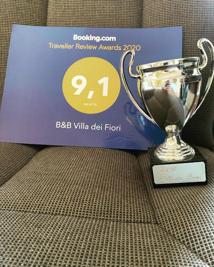 B&B Villa Dei Fiori SantʼEufemia Lamezia Eksteriør bilde