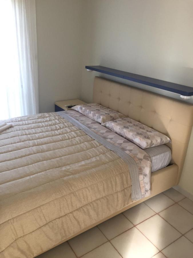 B&B Villa Dei Fiori SantʼEufemia Lamezia Eksteriør bilde